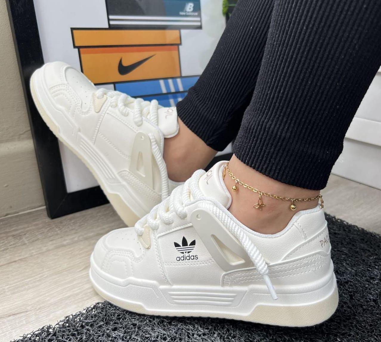 Calzado tennis Adidas Blanco